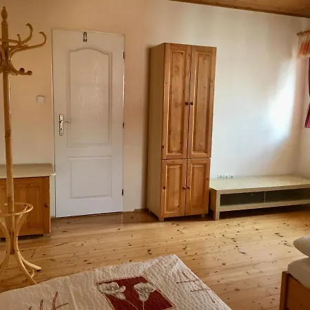 Sebastian Guest house 3*